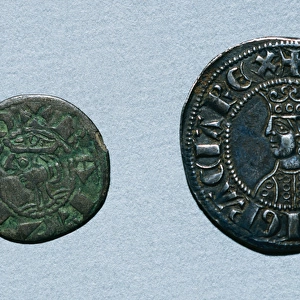 Medieval coins. Left: Diner tern. Obverse. Alfonso III of Ar