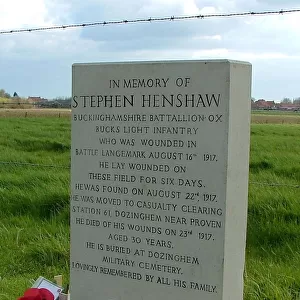 Memorial to Pte Henshaw, Springfield Farm, Vancouver Corner