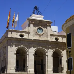 Menorca, Ma󠨍ah󮩺Old architecture, City Hall