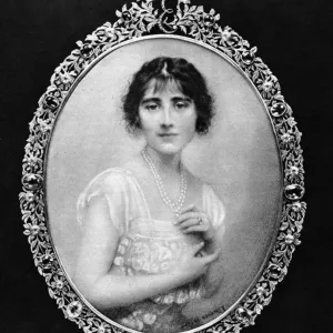 Miniature Print of Elizabeth Bowes-Lyon Miniature Print of Elizabeth Bowes-Lyon