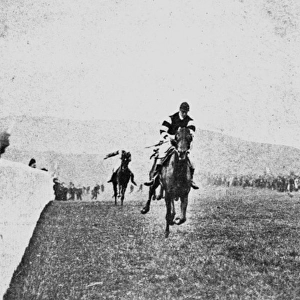 Ministre winning at Lewes racecourse, Sussex