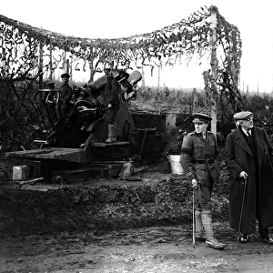 Mr Balfour visiting howitzer on Western Front, WW1