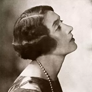 Mrs Benedict Birkbeck by Madame Yevonde