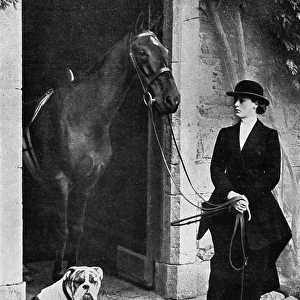 Mrs Lakin as master of Wexford foxhounds during WWI