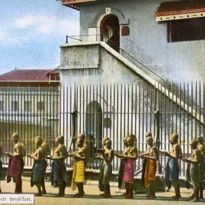 Myanmar - Yangon - Rangoon Jail - Prisoners at breakfast