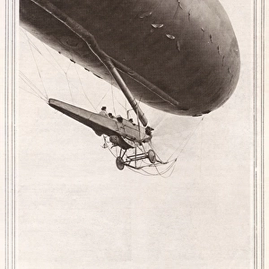 Naval air-scout in a dirigible, First World War