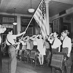 New York, New York students pledging allegiance to the flag