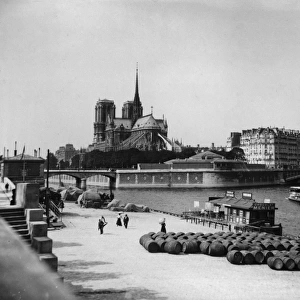 Notre Dame, River Seine and Morgue, Paris, France