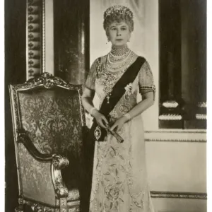 Official Silver Jubilee Portrait of Queen Mary