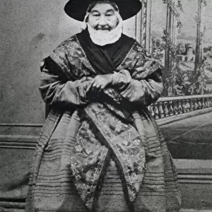 An old Welsh woman in traditional dress, including the distinctive hat