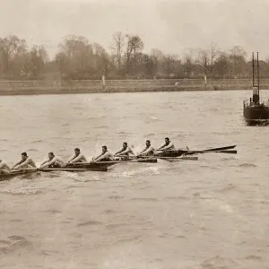 Oxford practising for the Boat Race