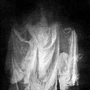 Paranormal: William S. Marriott simulates a spirit form