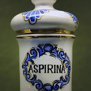 Pharmaceutical jars for storing Aspirina and Bicarbonat
