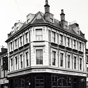 Photograph of Beehive PH, Notting Hill, London
