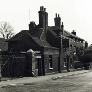 Photograph of Brewery Tap PH, West Malling, Kent Photograph of Brewery Tap PH, West Malling, Kent