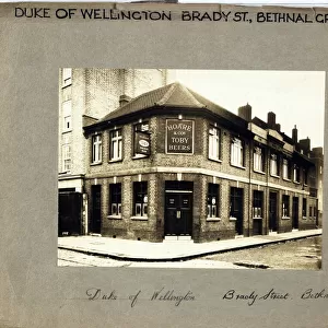 Photograph of Duke Of Wellington PH, Bethnal Green, London