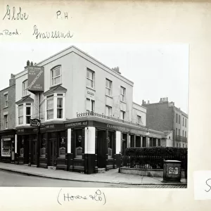Photograph of Globe PH, Gravesend, Kent