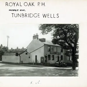 Photograph of Royal Oak PH, Tunbridge Wells, Kent