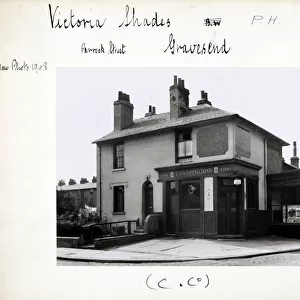 Photograph of Victoria Shades PH, Gravesend, Kent