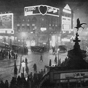Piccadilly Circus 1924