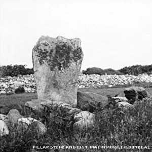 Pillar Stone and Cist, Malinmore, Co. Donegal