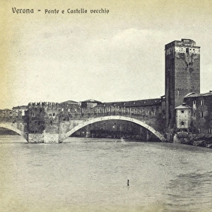 Ponte e Castello Vecchio - Verona, Italy