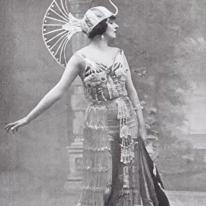 A portrait of the dancer Seraphine Astafieva, 1915
