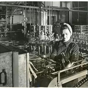 Production line - penicillin production Imperial Chemical Industries - 4 May 1944