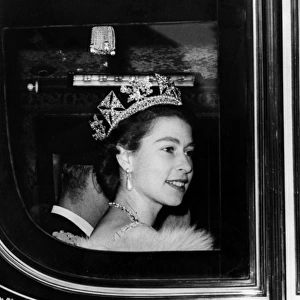 Queen Elizabeth II travelling to open Parliament