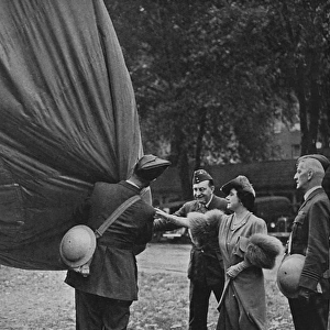 Queen Elizabeth inspects barrage balloons, 1939