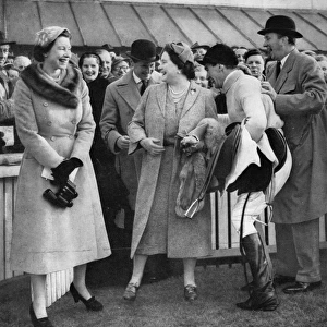The Queen and Queen Mother at the races