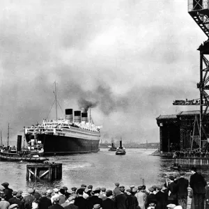 R. M. S. Queen Mary leaving Clydebank, March 1936