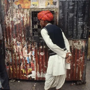 Ramshackle ticket kiosk in Jaipur, Rajasthan, India Ramshackle ticket kiosk in Jaipur, Rajasthan, India