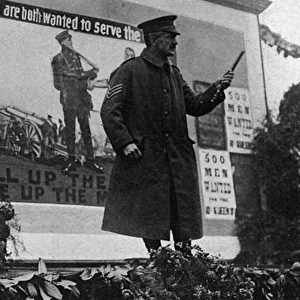 A recruiter speaking on the plinth in Trafalgar Square, WW1