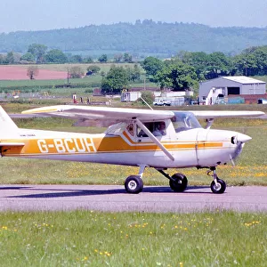 Reims-Cessna F152M G-BCUH