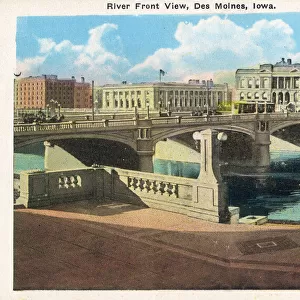 River front view - Des Moines, Iowa, USA Date: circa 1910s