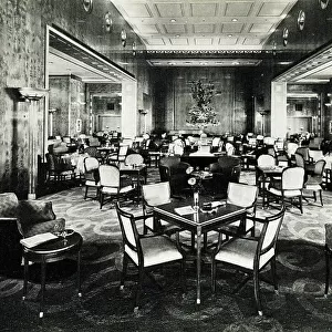 RMS Queen Elizabeth, Main Lounge