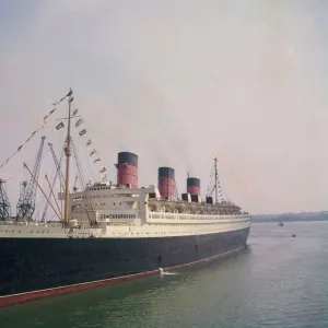 RMS Queen Mary, Cunard Lines