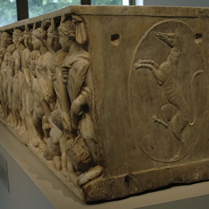 Roman Art. Marble sarcophagus with the contest between the M
