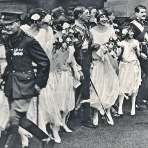 Royal Wedding 1923 - Rose-Leaf Gauntlet Print Royal Wedding 1923 - Rose-Leaf Gauntlet Print