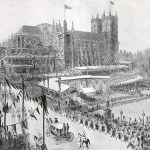 Royal Wedding 1934 - the scene in Parliament Square Royal Wedding 1934 - the scene in Parliament Square