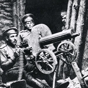 Russian machine gunners on eastern front, WW1