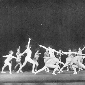 A scene with the 18 Gertrude Hoffman girls from Artists and Models Paris Edition at the Winter Garden Theatre, New York (1925) Date: 1925