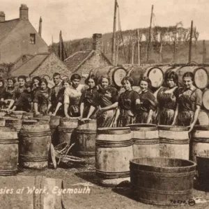 Scotch Fishwives at work - Eyemouth