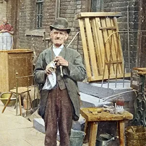 Secondhand furniture dealer, Victorian period