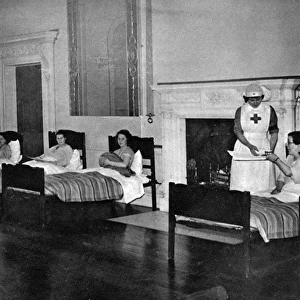 The Shardeloes drawing room as maternity ward during WWII
