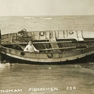 Sheringham Fishermen, a small girl (possibly one of the fishermens daughter)
