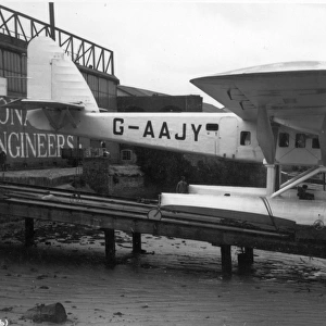 Short S11 Valetta G-aJY as a seaplane