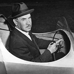 Sikorsky Igor, Pilot and aircraft manufacturer, 1943
