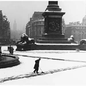Snow Trafalgar Square